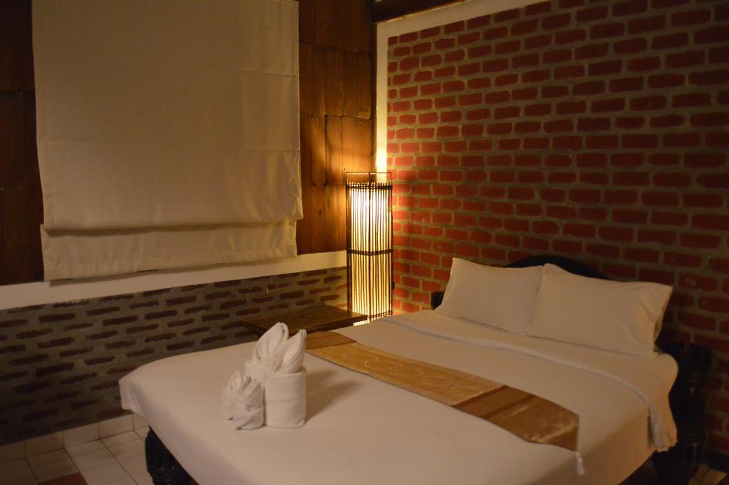 קטה ביץ' Baan Thai Homestay By Bgb Villas מראה חיצוני תמונה