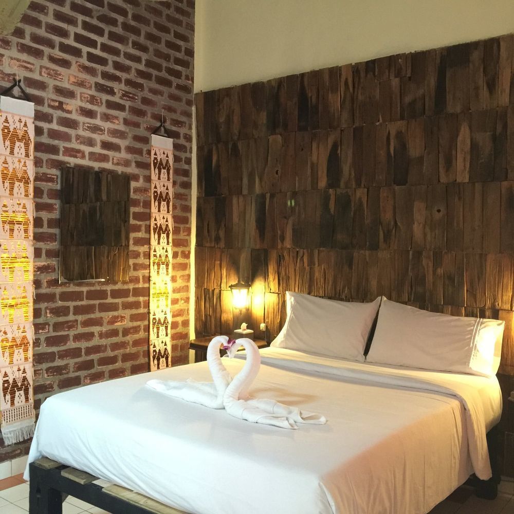 קטה ביץ' Baan Thai Homestay By Bgb Villas מראה חיצוני תמונה