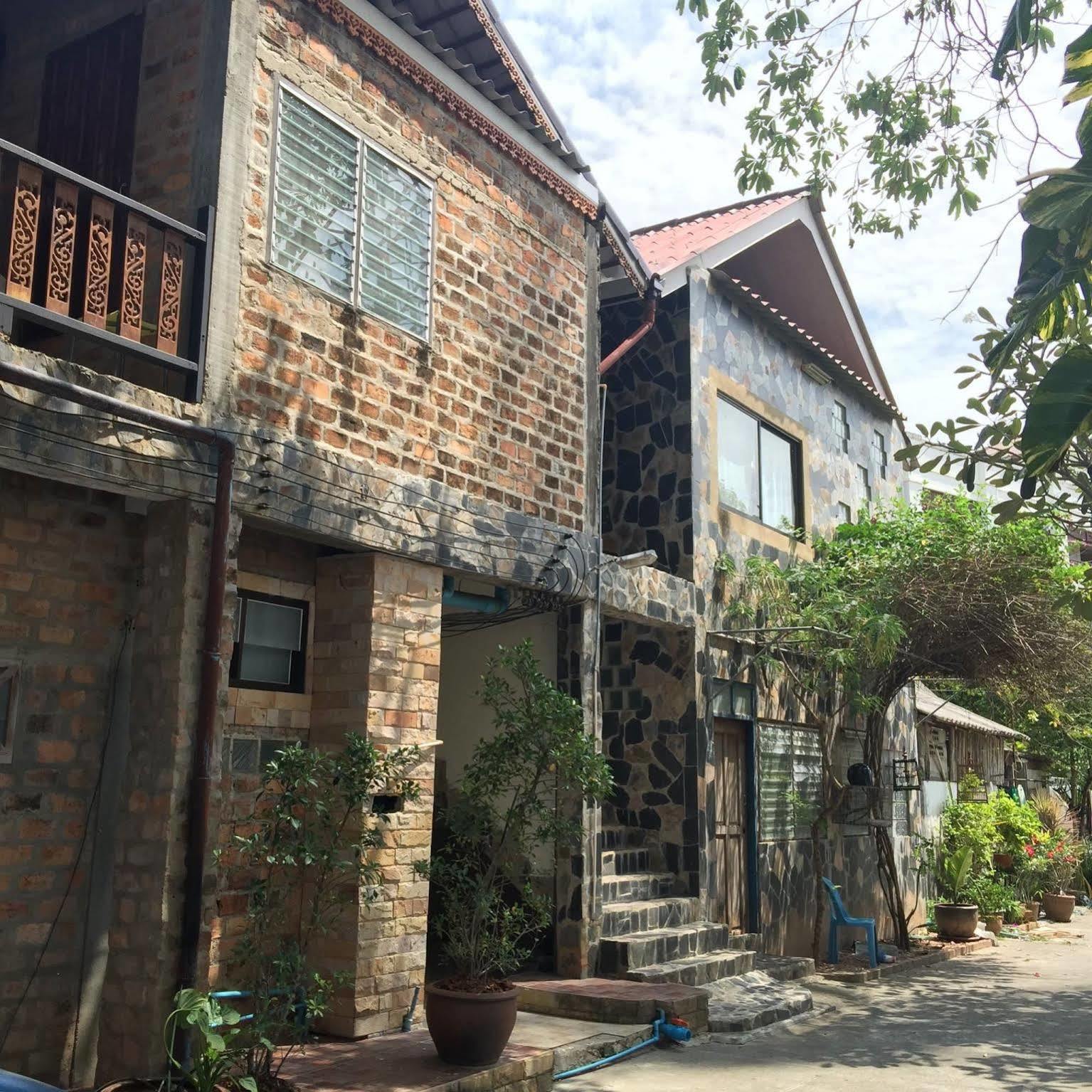 קטה ביץ' Baan Thai Homestay By Bgb Villas מראה חיצוני תמונה