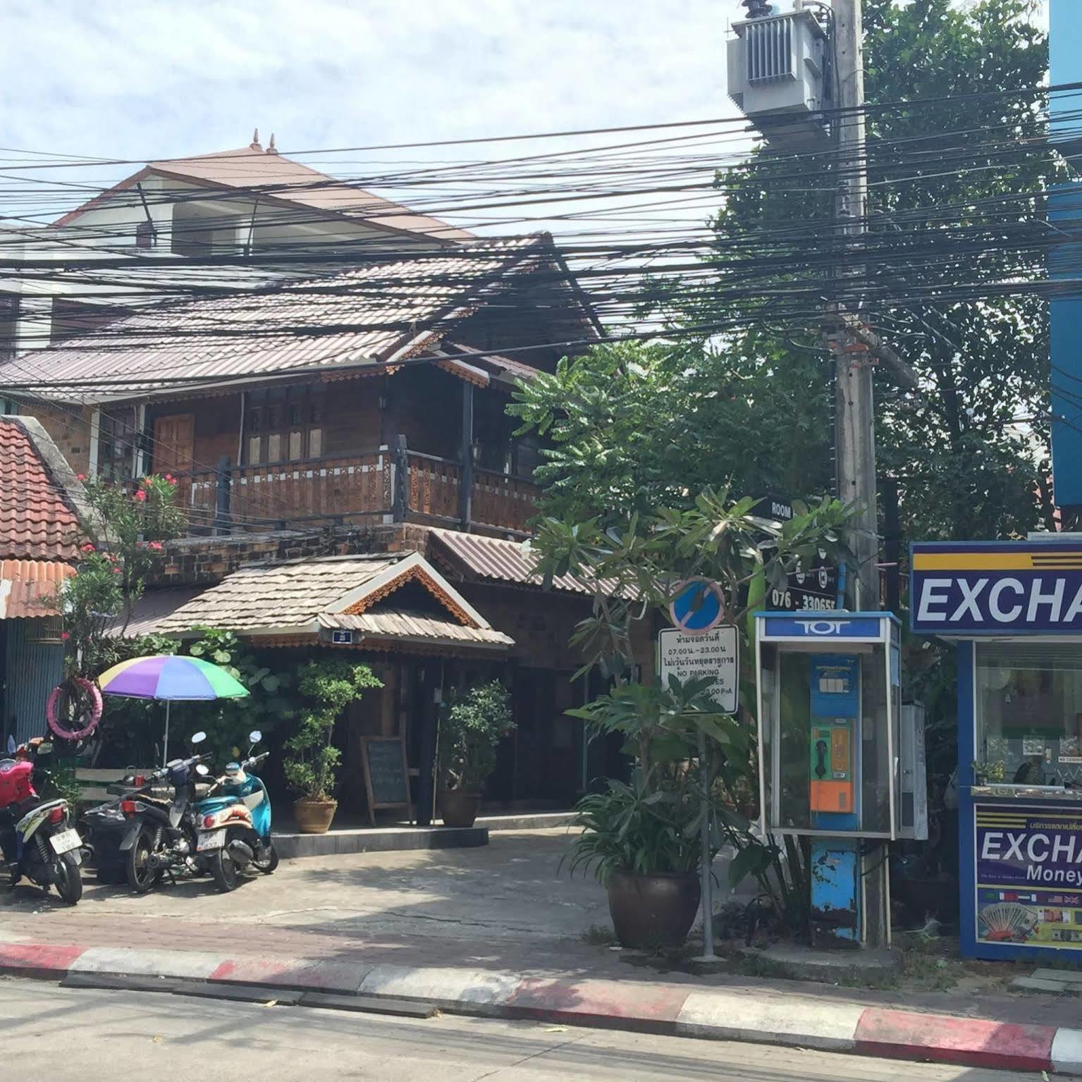 קטה ביץ' Baan Thai Homestay By Bgb Villas מראה חיצוני תמונה