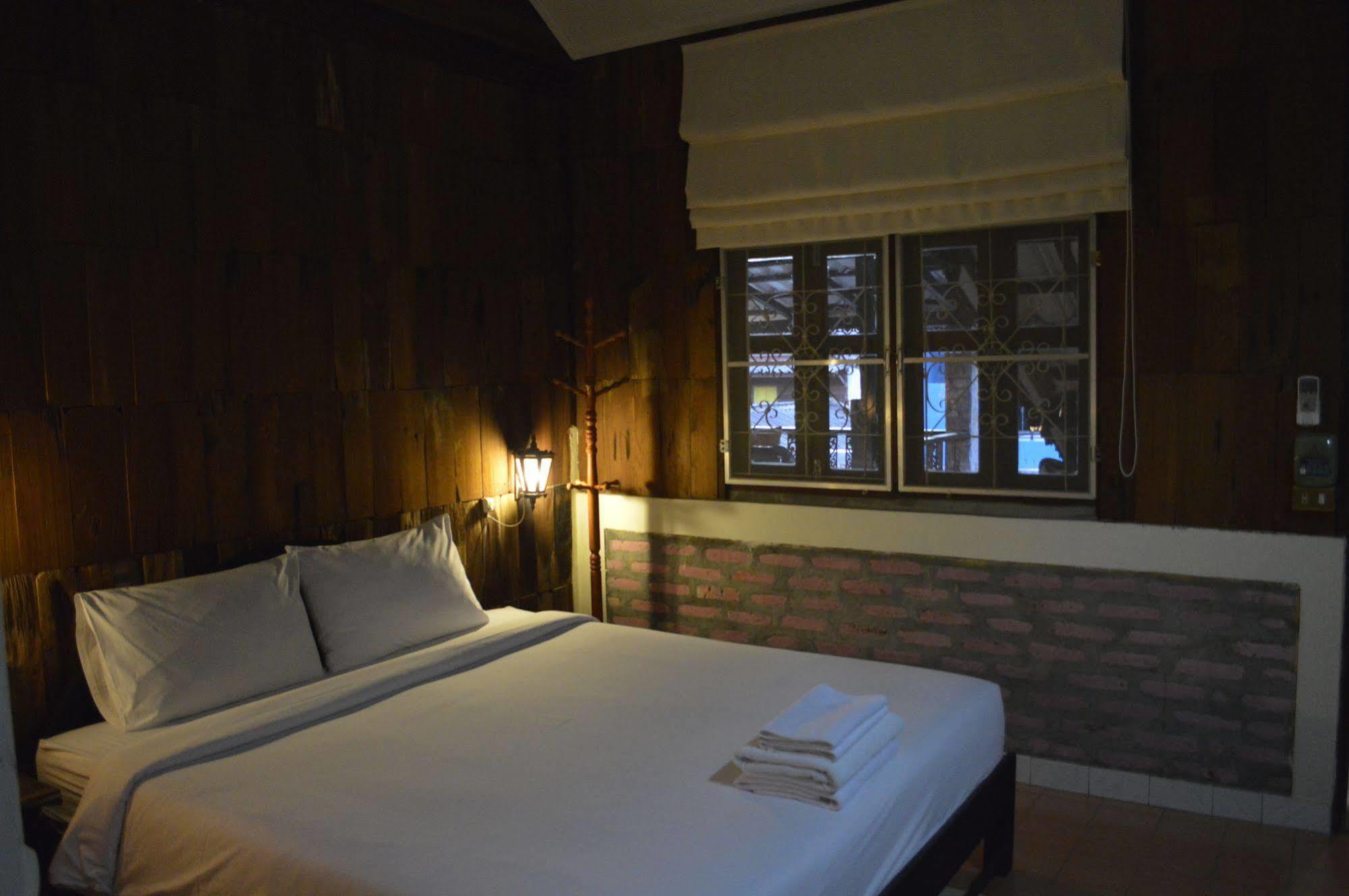 קטה ביץ' Baan Thai Homestay By Bgb Villas מראה חיצוני תמונה