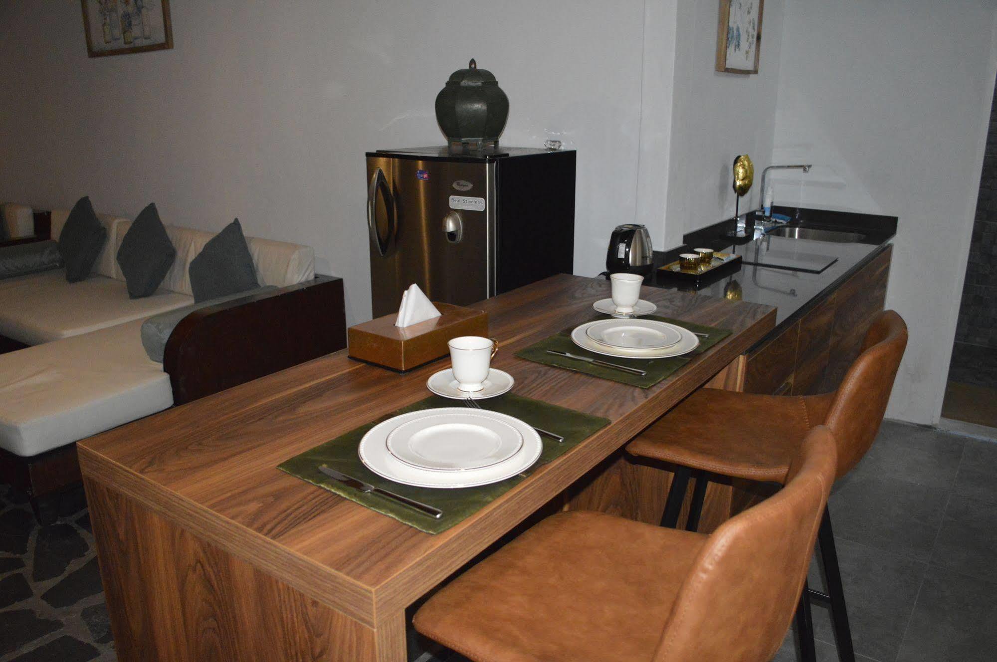 קטה ביץ' Baan Thai Homestay By Bgb Villas מראה חיצוני תמונה